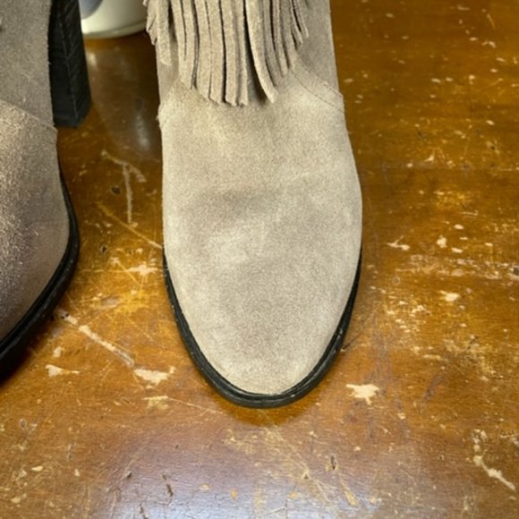 Joie Grey Suede Fringe Booties - Size 36 1/2 - US 6 - Picture 6 of 13
